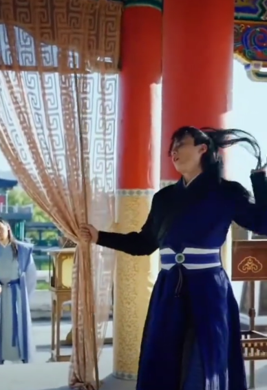 无敌废世子第31集